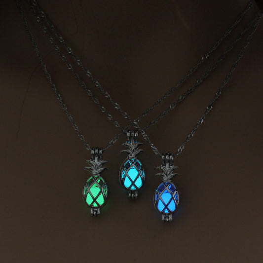 Glow-in-the-dark pineapple hollowed out DIY necklace