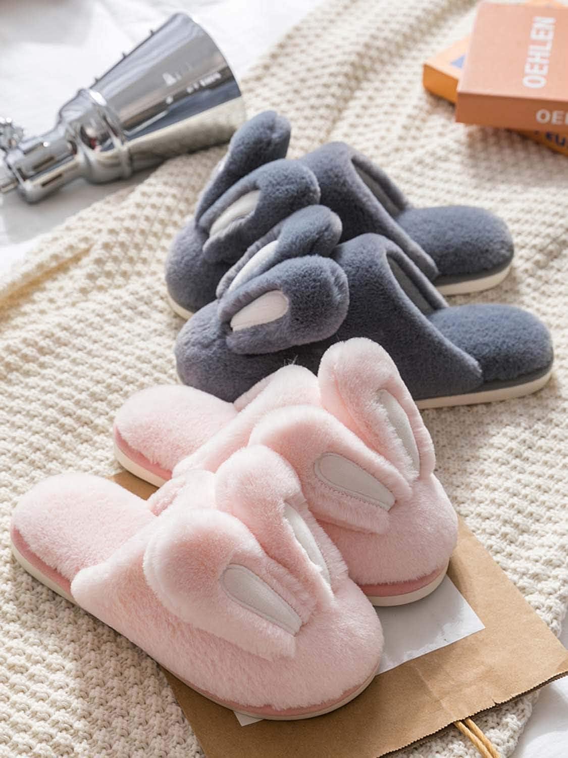 Women Slippers, Cute Rabbit Ears Plush House Slippers for Women,Non-Slip Fluffy Slippers Indoor Warm Plush Animal Slippers